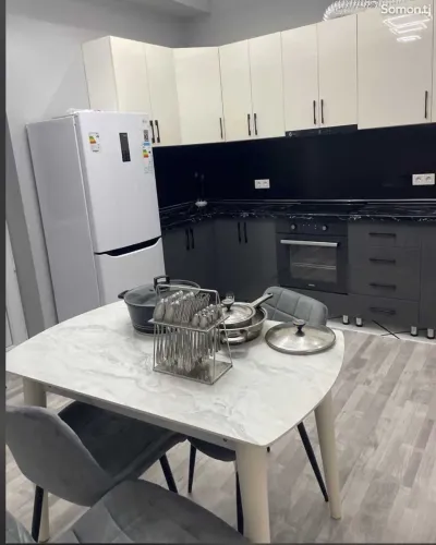 2-комн. квартира, 10 этаж, 70м², И.Сомони