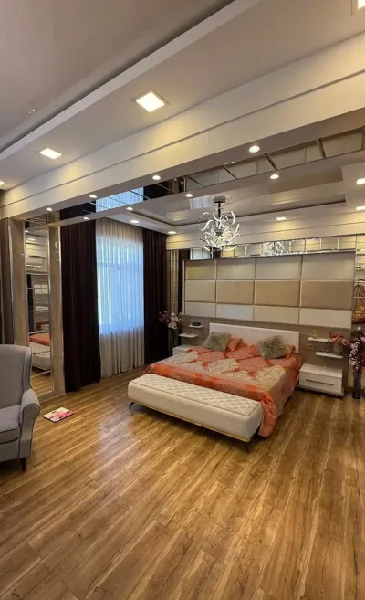 4-комн. квартира, 5 этаж, 200м², Сомони