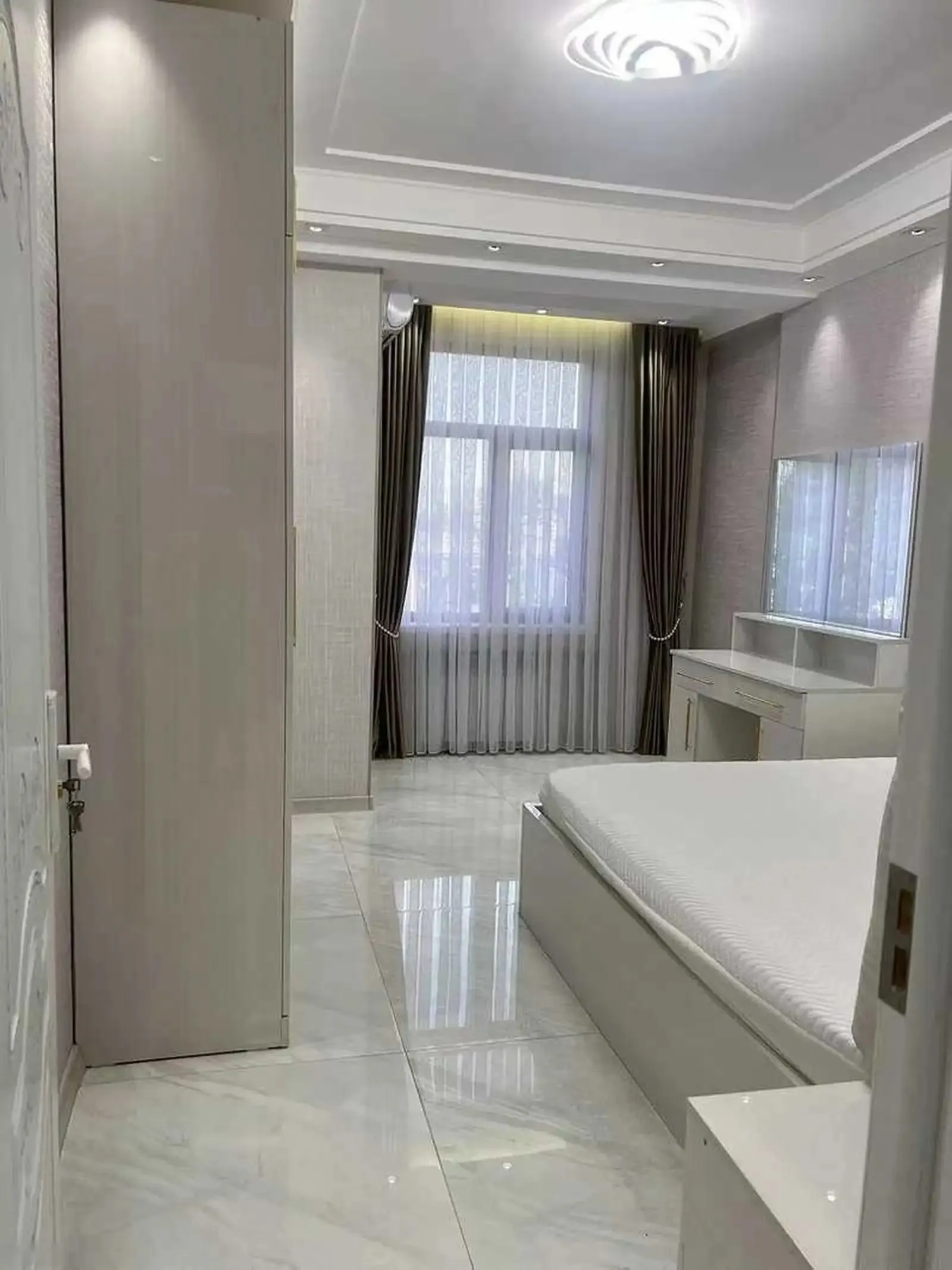 2-комн. квартира, 5 этаж, 58м², Шохмансур