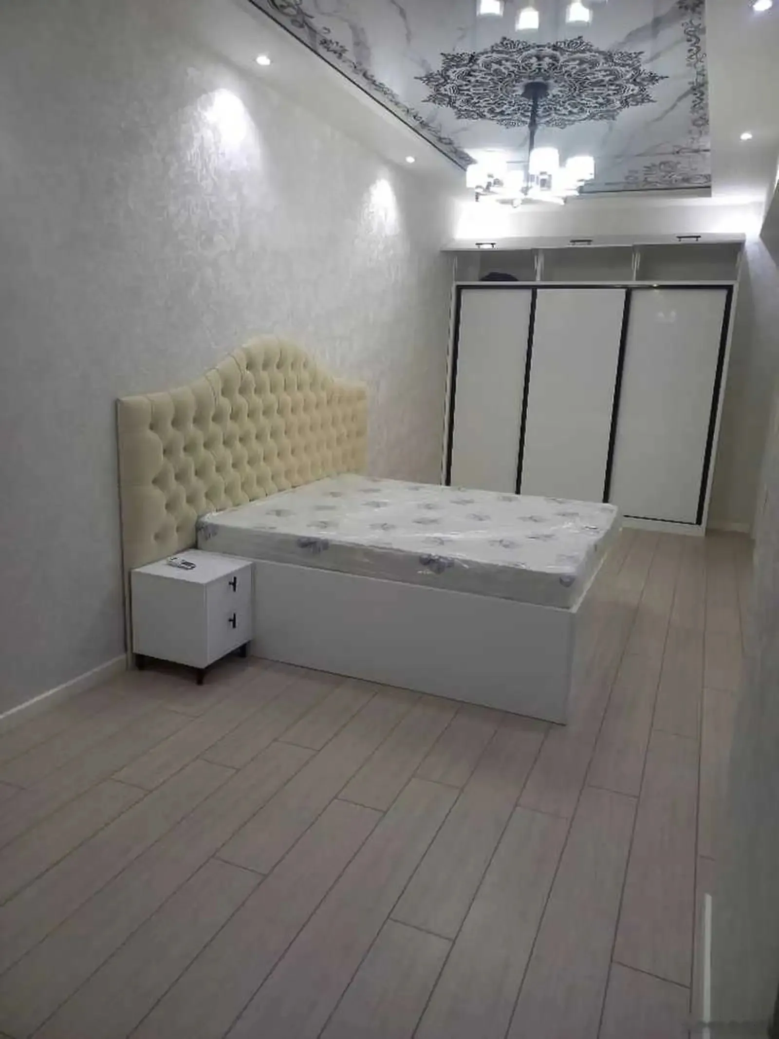 2-комн. квартира, 10 этаж, 81м², 4 дома