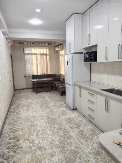 2-комн. квартира, 11 этаж, 61 м², Шохмансур