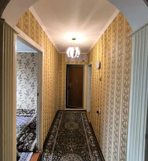 4-комн. квартира, 4 этаж, 82 м², Фирдавси