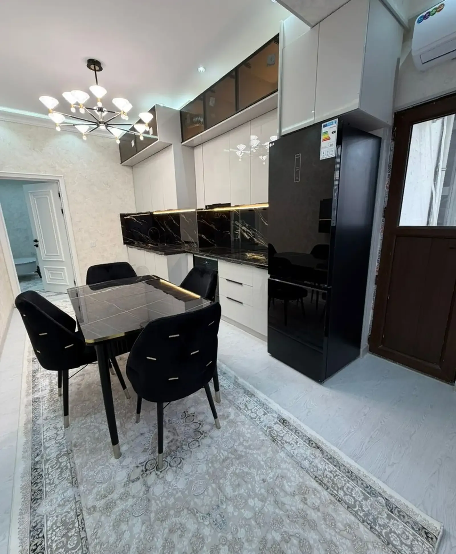 2-комн. квартира, 9 этаж, 87м², Гранд Отель