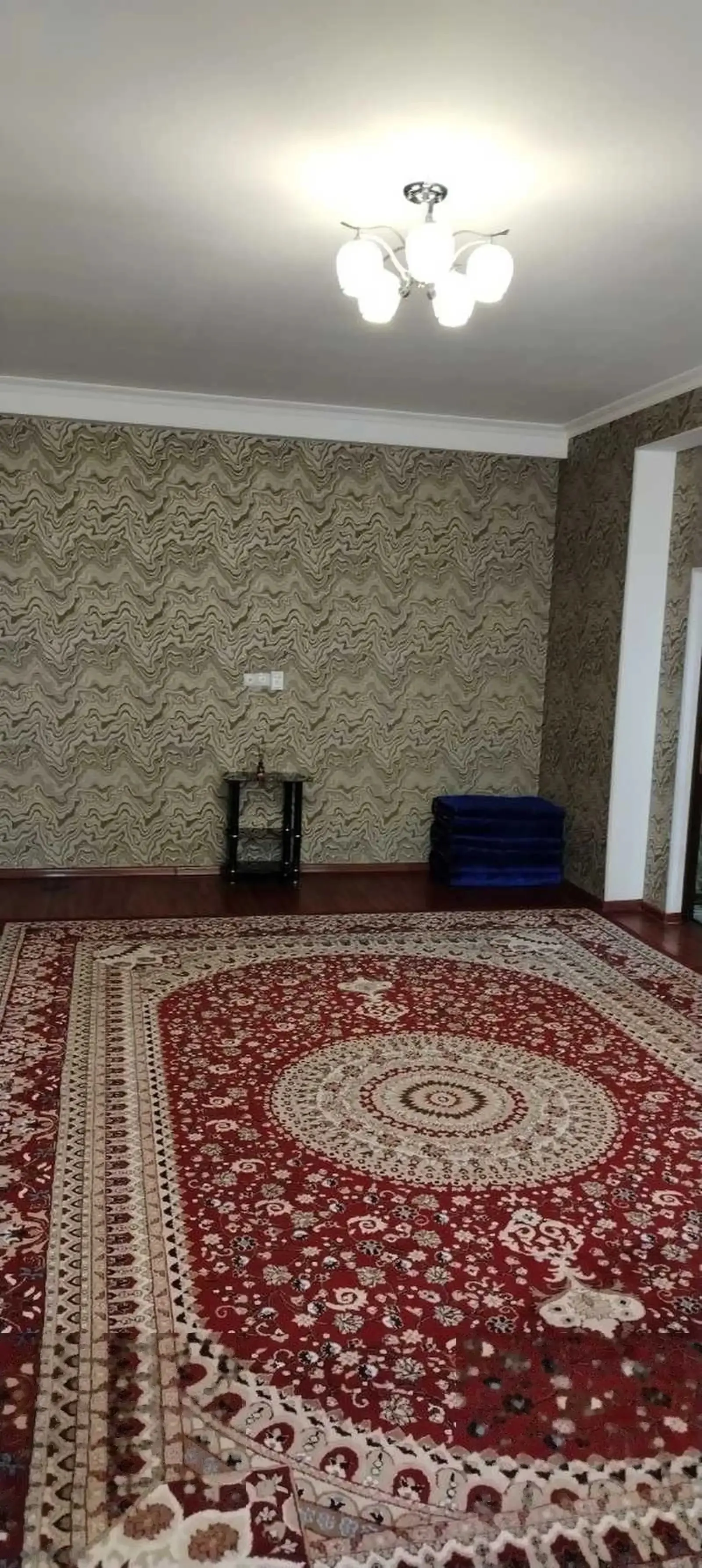 3-комн. квартира, 4 этаж, 127м², Шохмансур