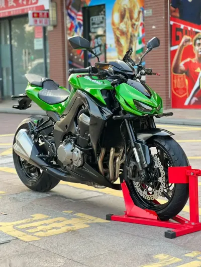 Мотоцикл Kawasaki Z1000