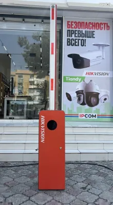 Шлагбаум Hikvision