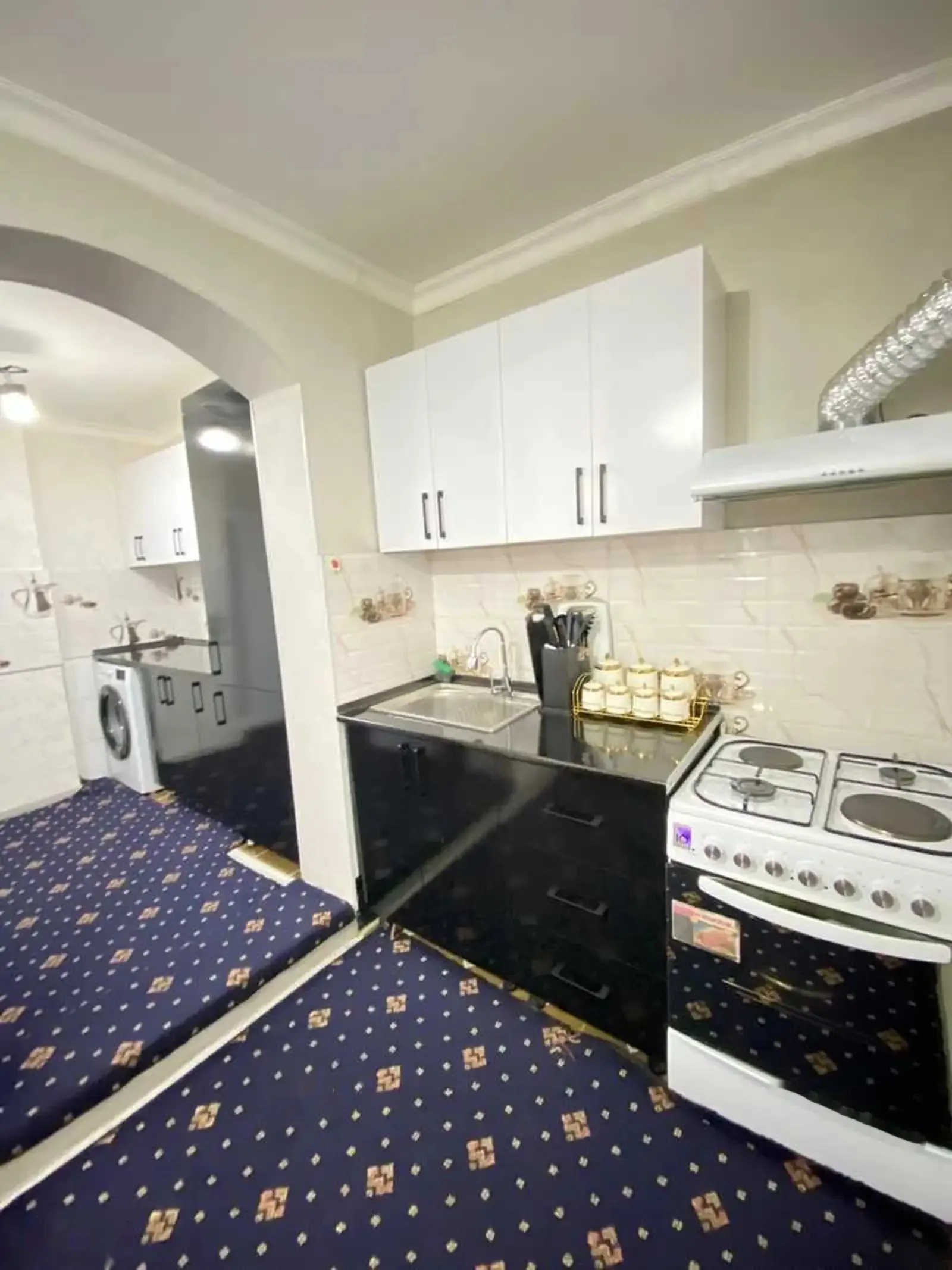 3-комн. квартира, 4 этаж, 83м², Фирдавси