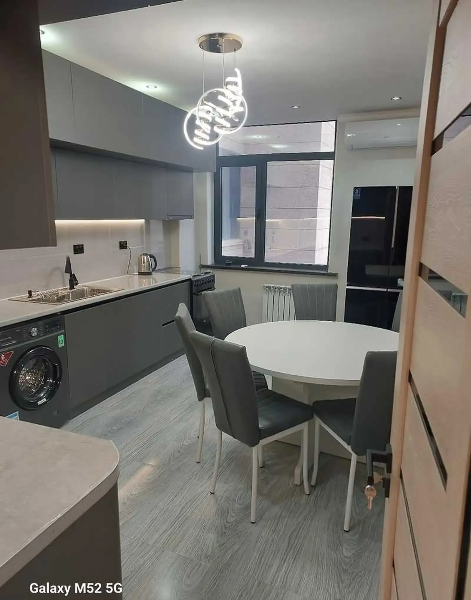 2-комн. квартира, 11 этаж, 60м², Батаничски сад