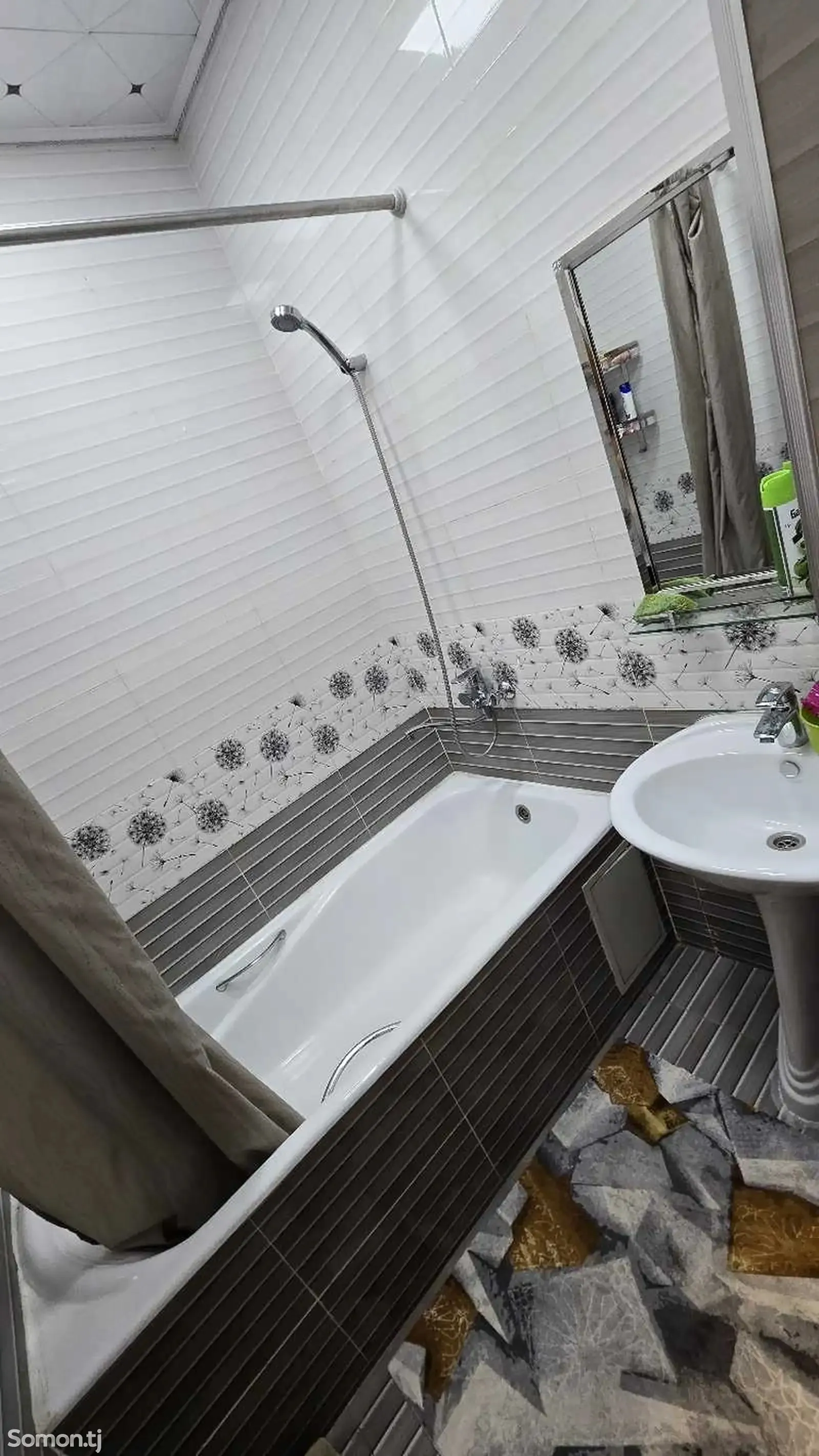 2-комн. квартира, 3 этаж, 90м², Профсоюз