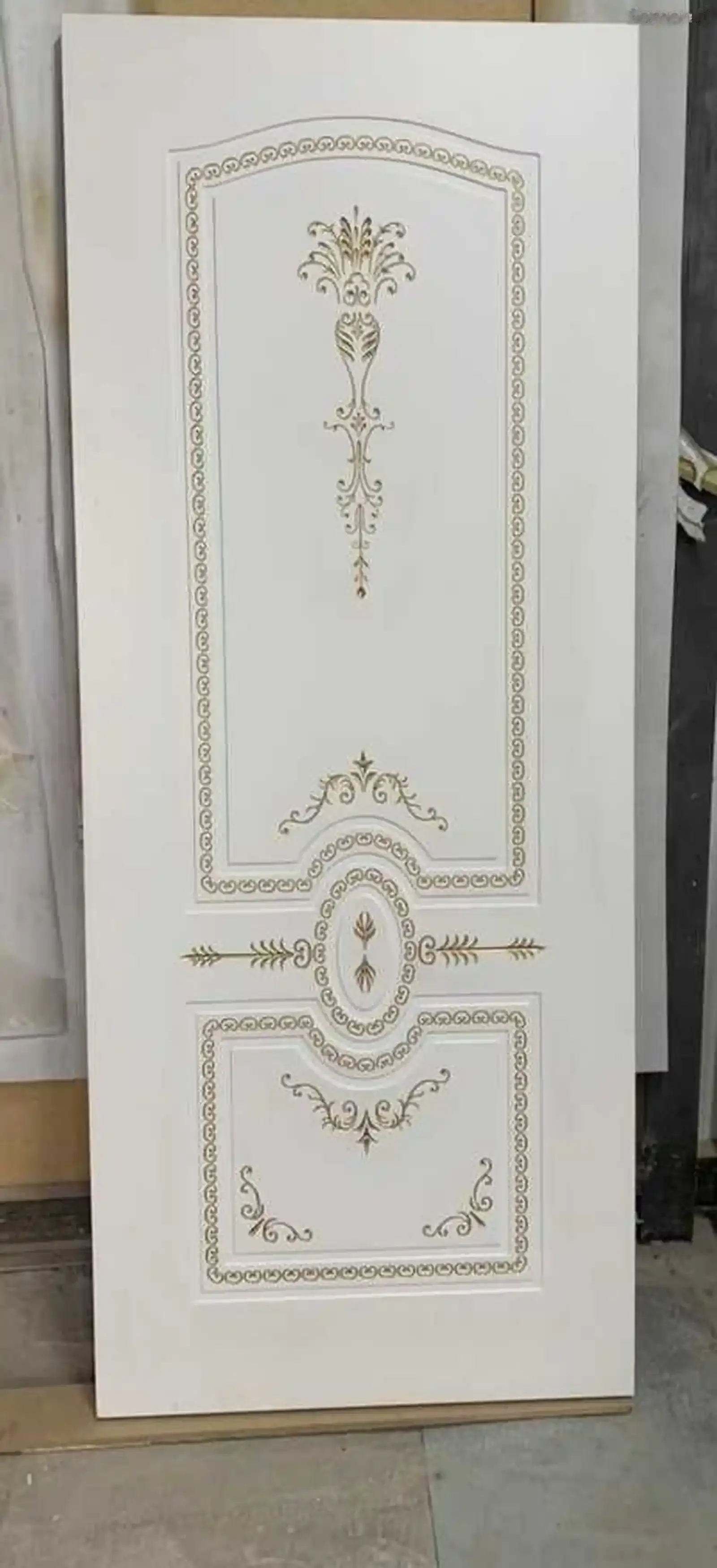 Дверь