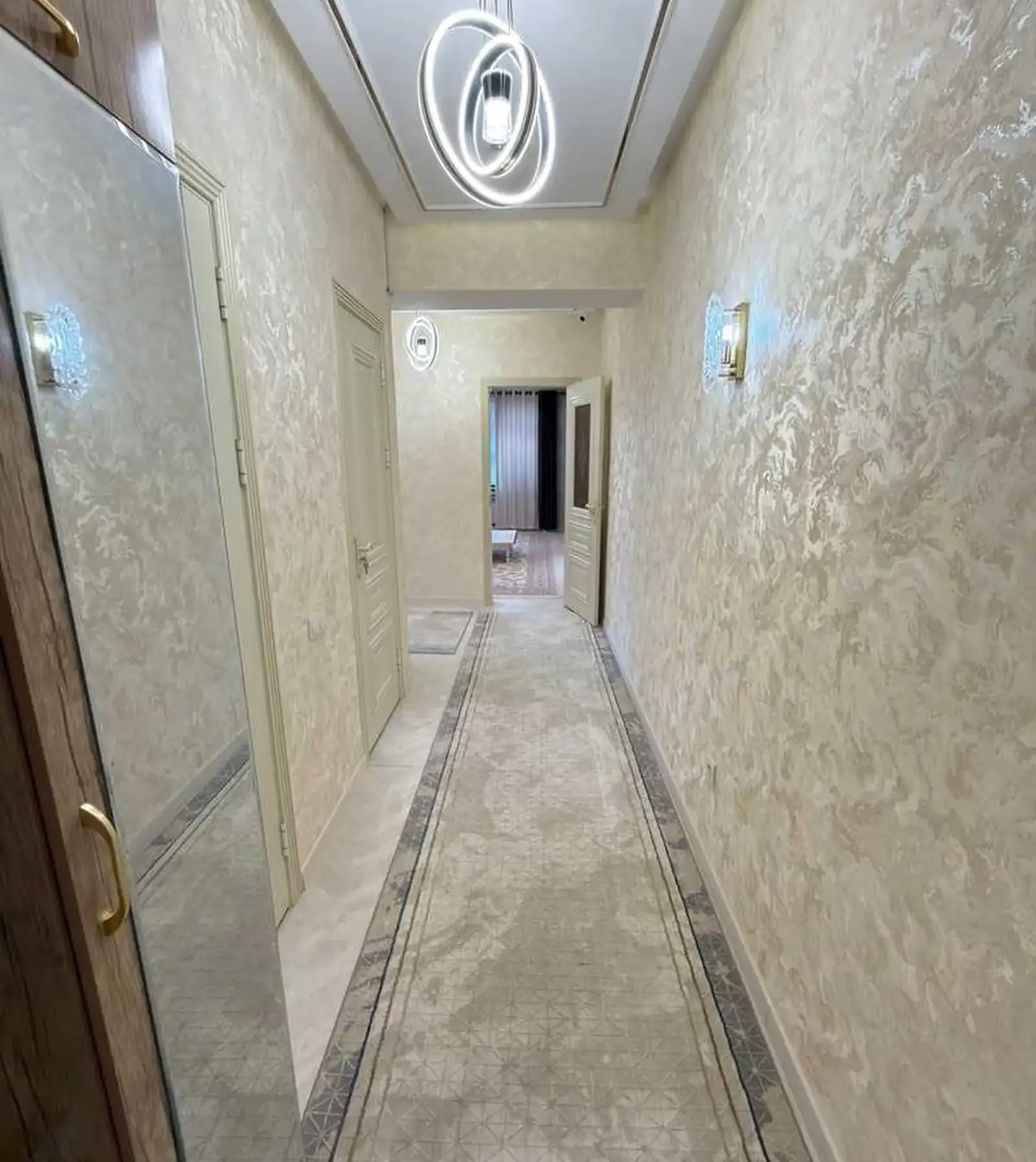 3-комн. квартира, 4 этаж, 80м², улица Шириншох Шотемура 75/2