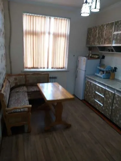 2-комн. квартира, 5 этаж, 88м², 82 мкр