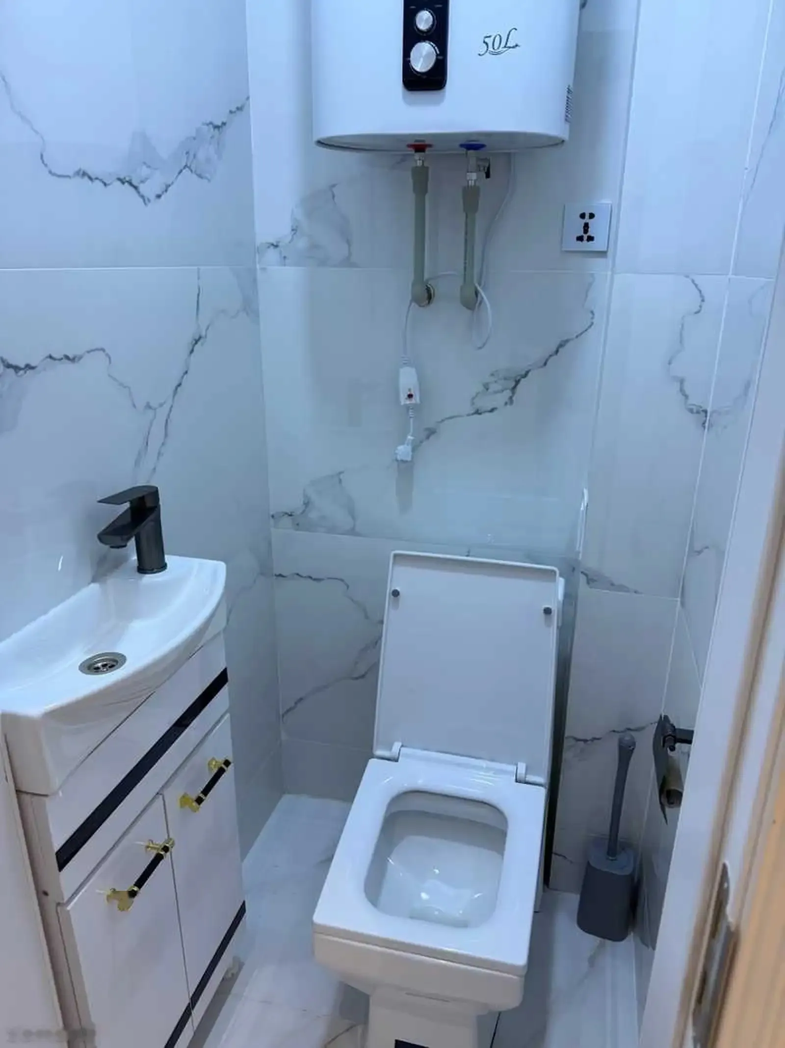 2-комн. квартира, 10 этаж, 80м², Ашан