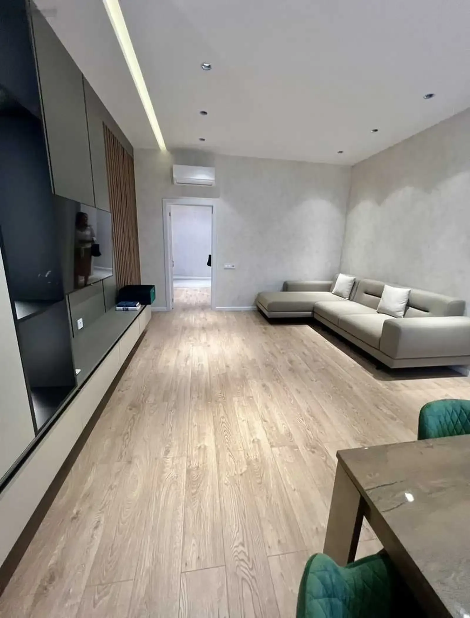 2-комн. квартира, 12 этаж, 115м², ЦУМ