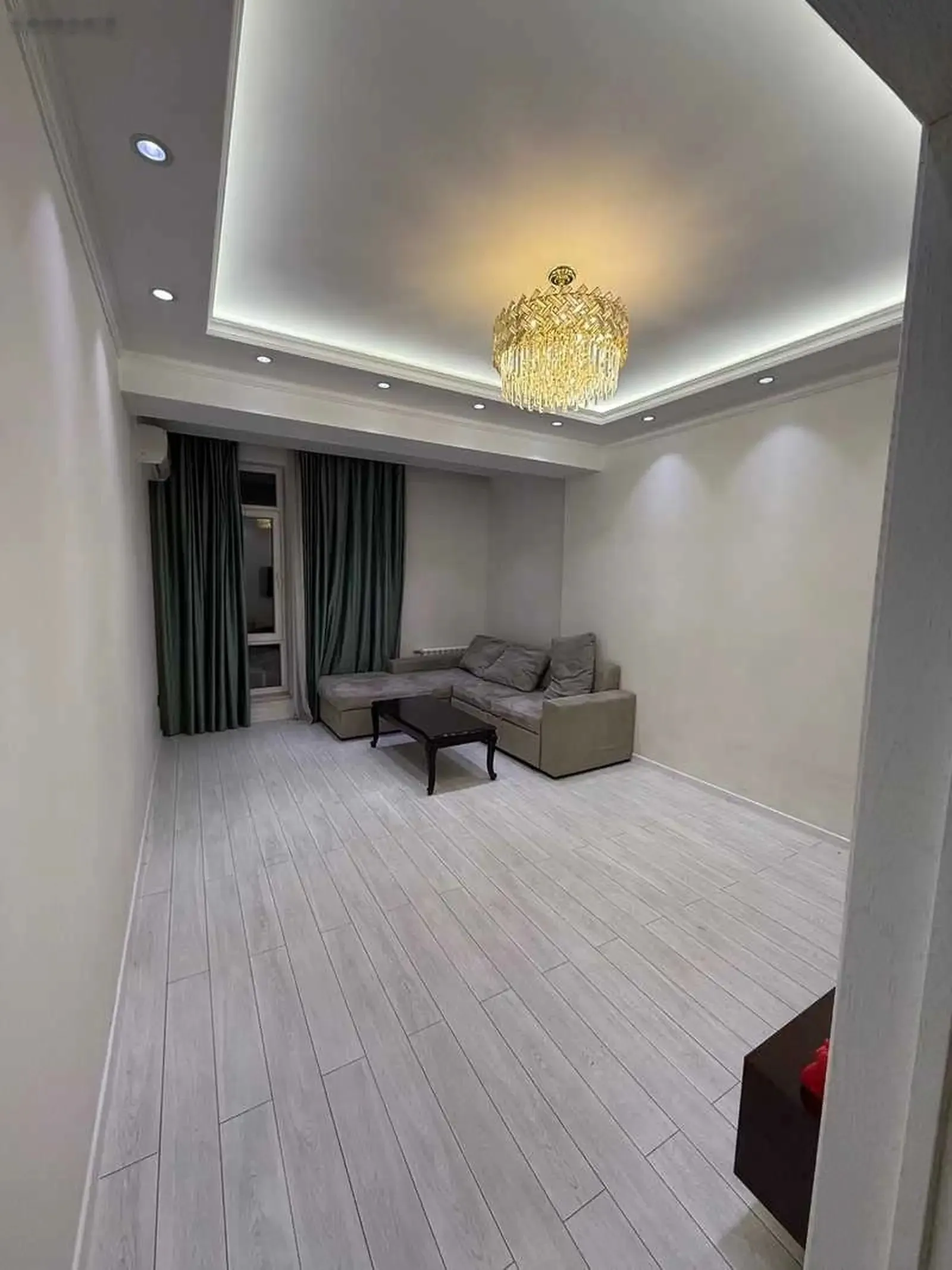 2-комн. квартира, 10 этаж, 100м², овир