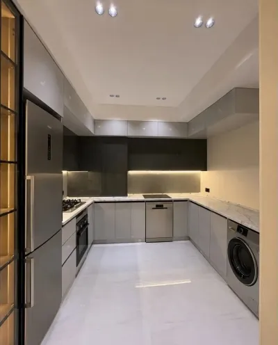 3-комн. квартира, 3 этаж, 97 м², И. Сомони, Овир