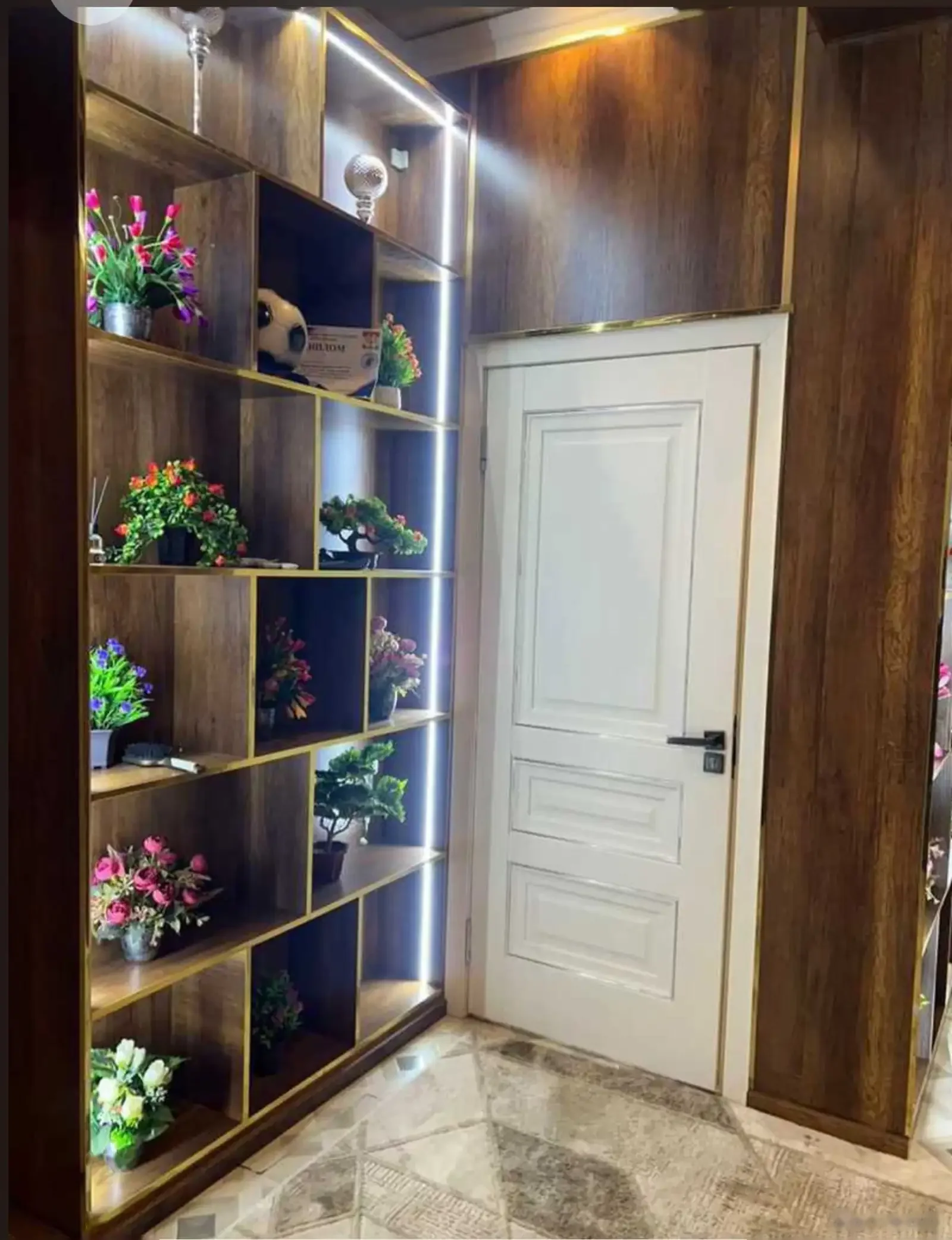 3-комн. квартира, 1 этаж, 100м², 82мкр