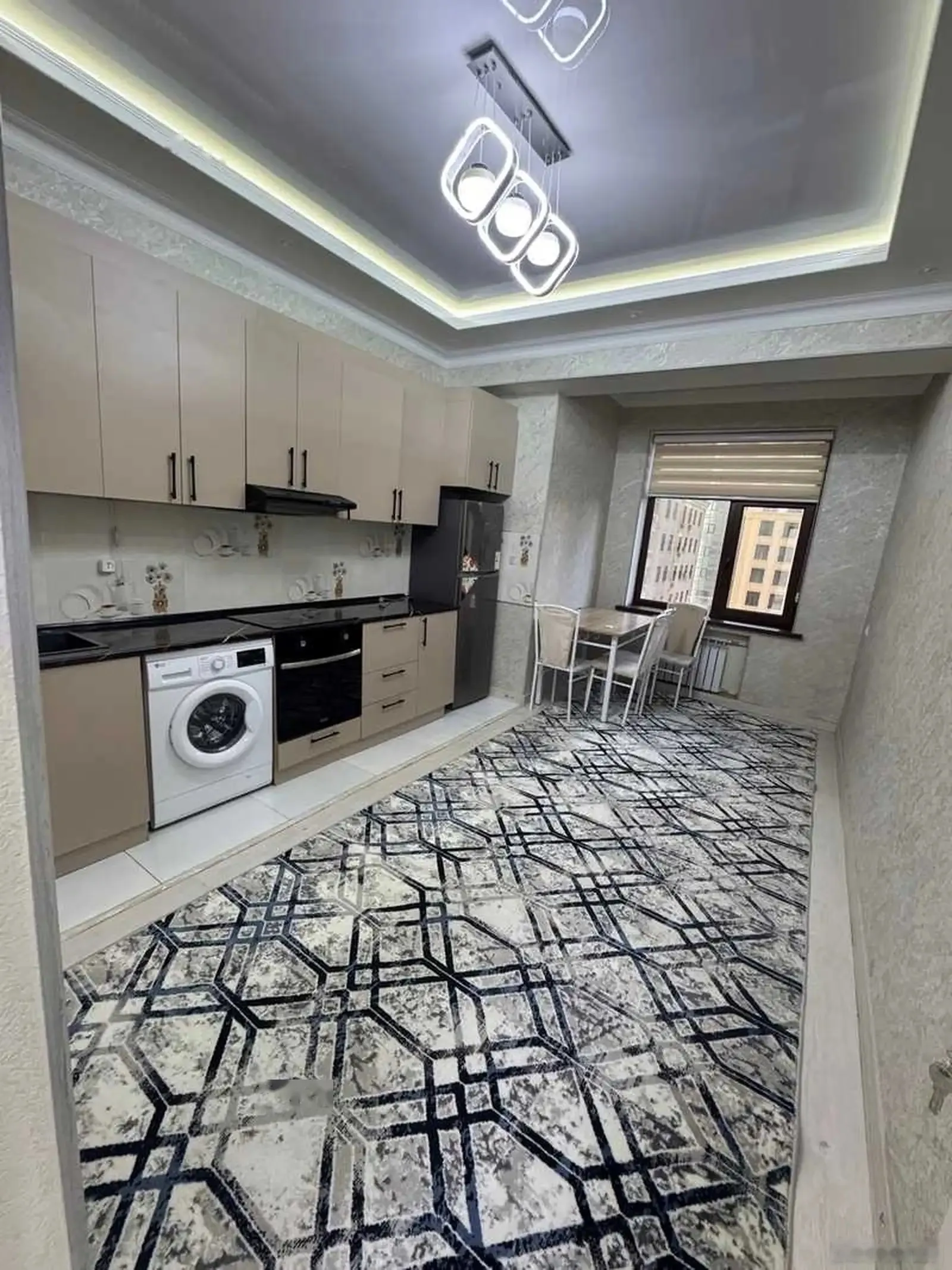 2-комн. квартира, 10 этаж, 85м², Скорый