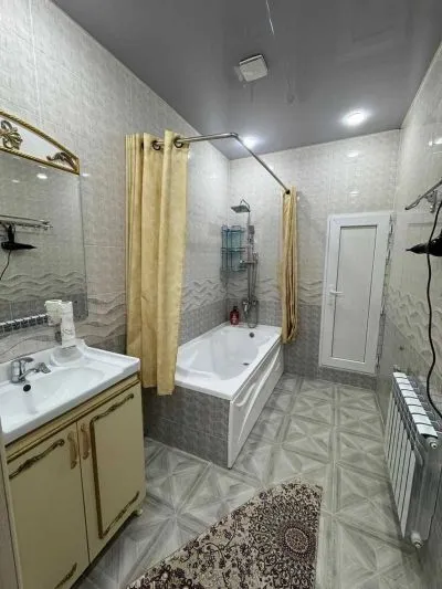 3-комн. квартира, 8 этаж, 143м², Дом печати