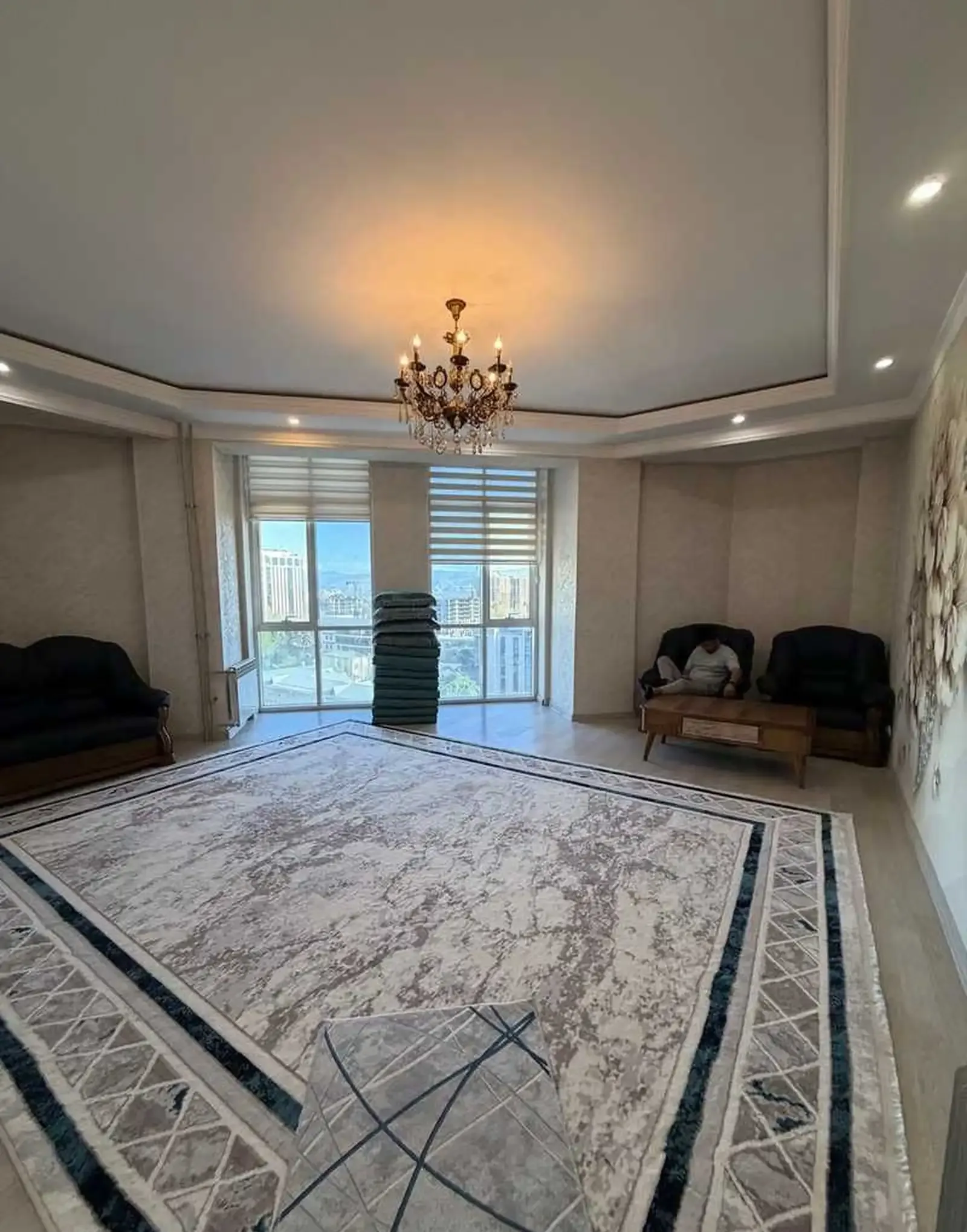 2-комн. квартира, 9 этаж, 82м², Ёқут 2000,Доми Зирбак