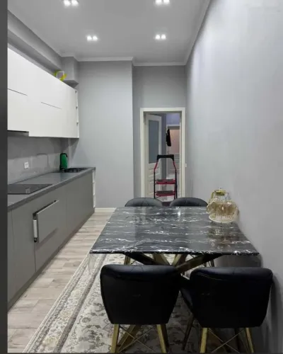 2-комн. квартира, 16 этаж, 90м², Шохмансур