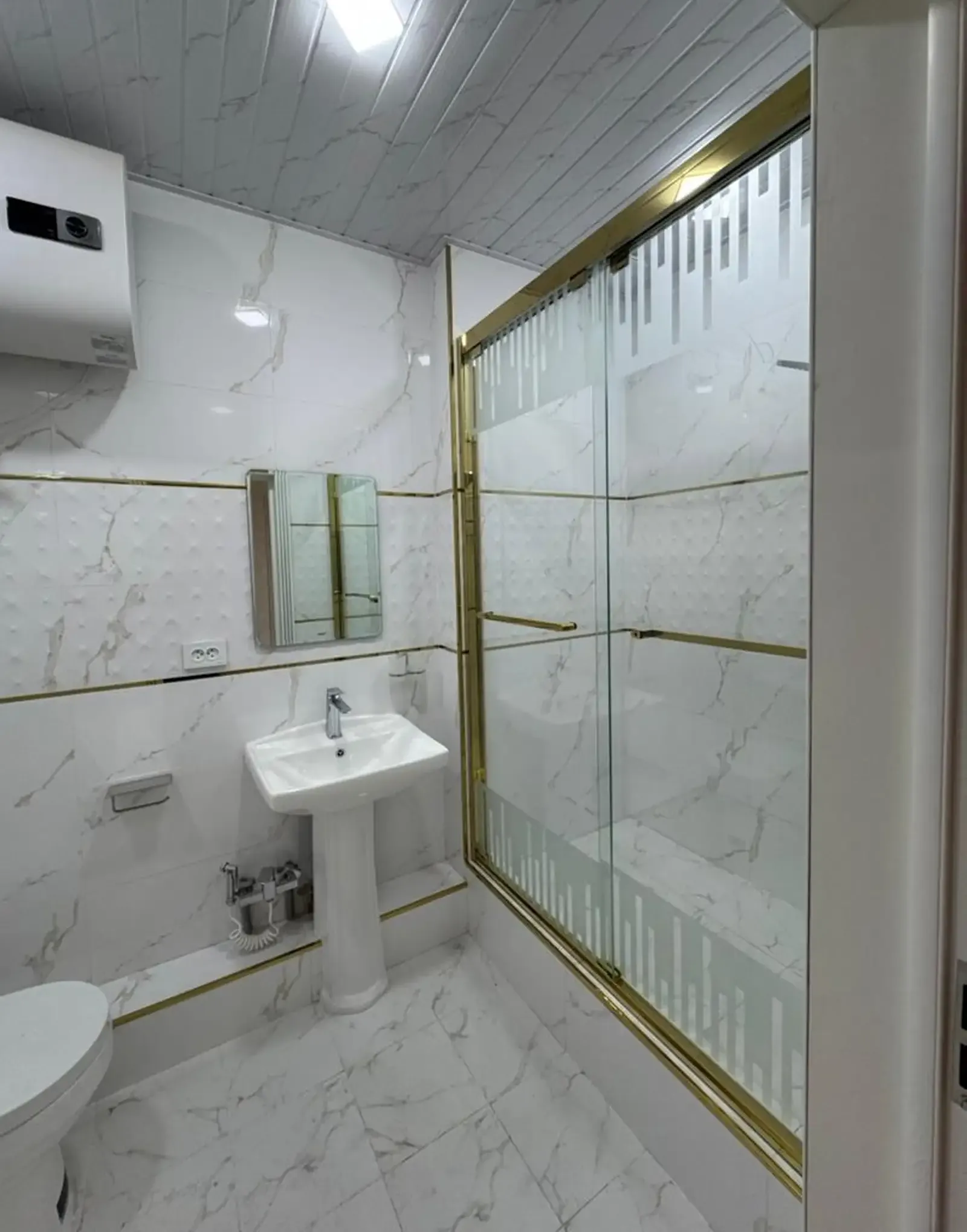 2-комн. квартира, 1 этаж, 64 м², Сино, 33 мкр