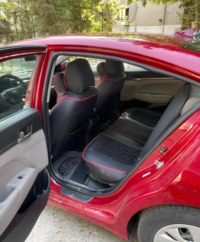 Hyundai Elantra, 2017