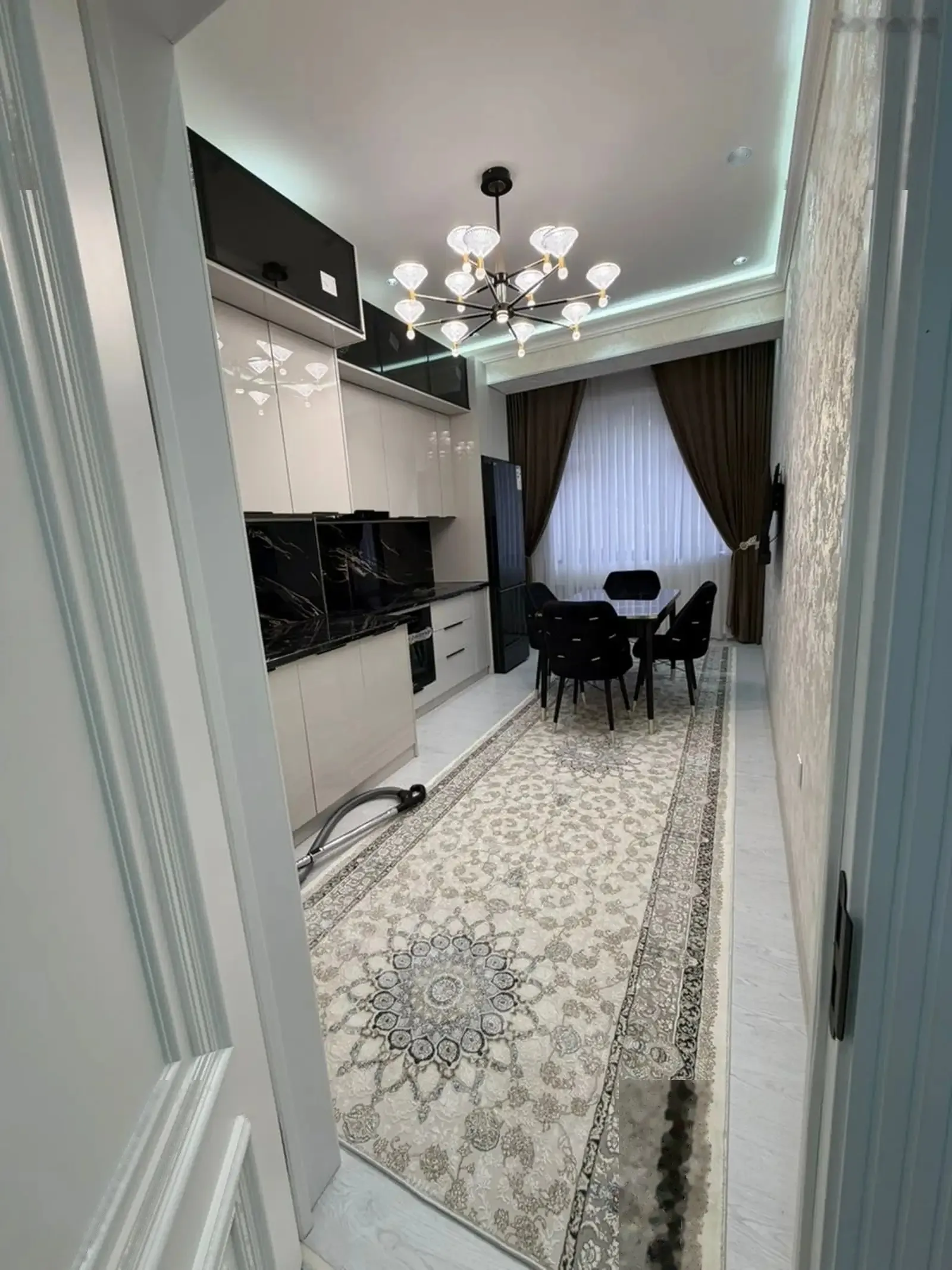 2-комн. квартира, 9 этаж, 85м², Гранд Отель