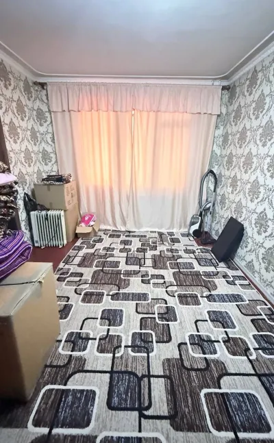 3-комн. квартира, 1 этаж, 76 м², Сино 103мкр Сияриен