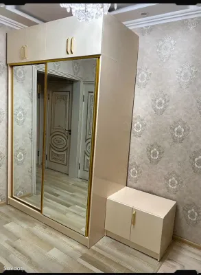 Шкаф для прихожей