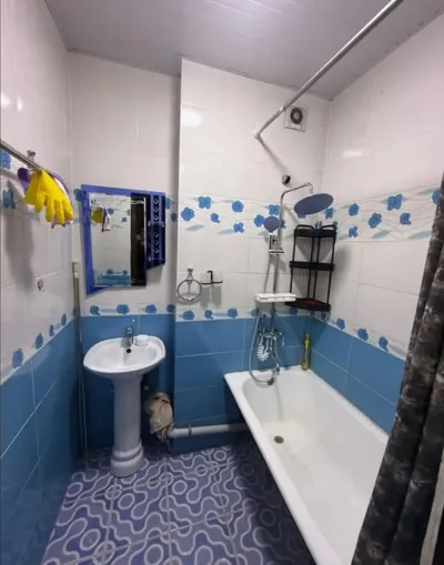 2-комн. квартира, 3 этаж, 65м², Сино