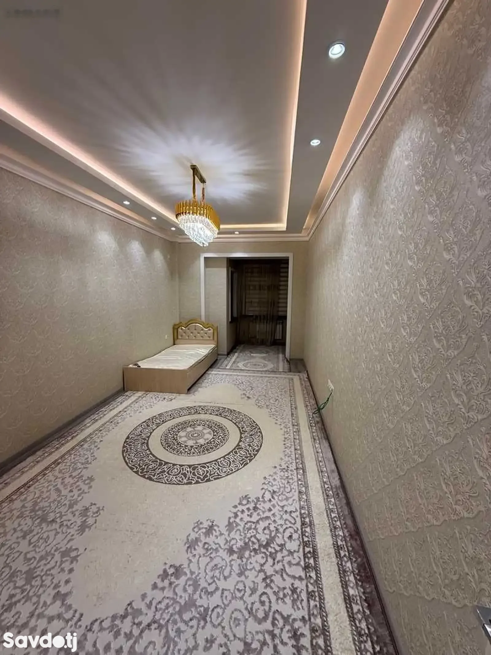 2-комн. квартира, 8 этаж, 117м², И Сомони, чойхонаи Роҳат, Ориёнбанк главный