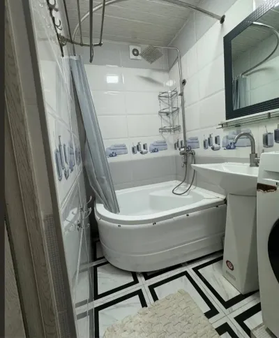 2-комн. квартира, 4 этаж, 65м², Сино