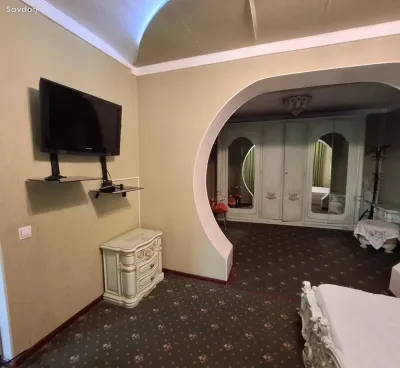 1-этажный, 6 комнатный дом, 180 м², Сомони