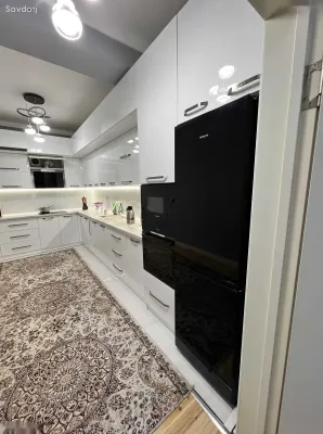3-комн. квартира, 5 этаж, 107 м², Садбарг, Улица Айни, дом Вайкики, Шохмансур