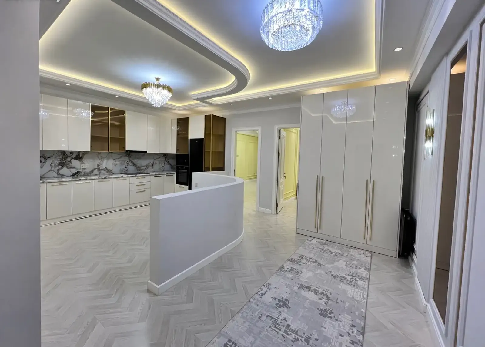 2-комн. квартира, 5 этаж, 86м², дом печать