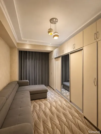 4-комн. квартира, 3 этаж, 134 м², над ТЦ «Саодат»
