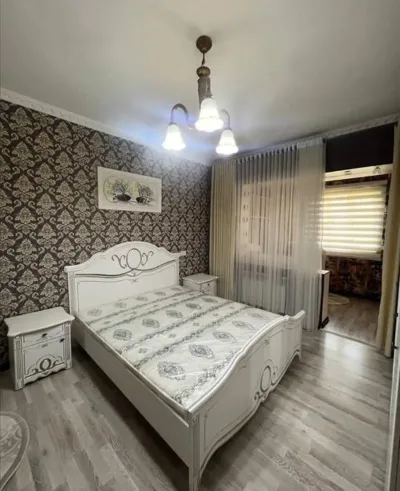 2-комн. квартира, 4 этаж, 60м², Сино 92 мкр пушти кафе суман