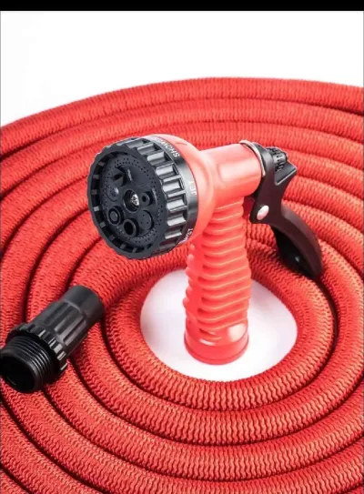 Садовый шланг для полива растягивающийся до 37 метров Magic Garden Hose