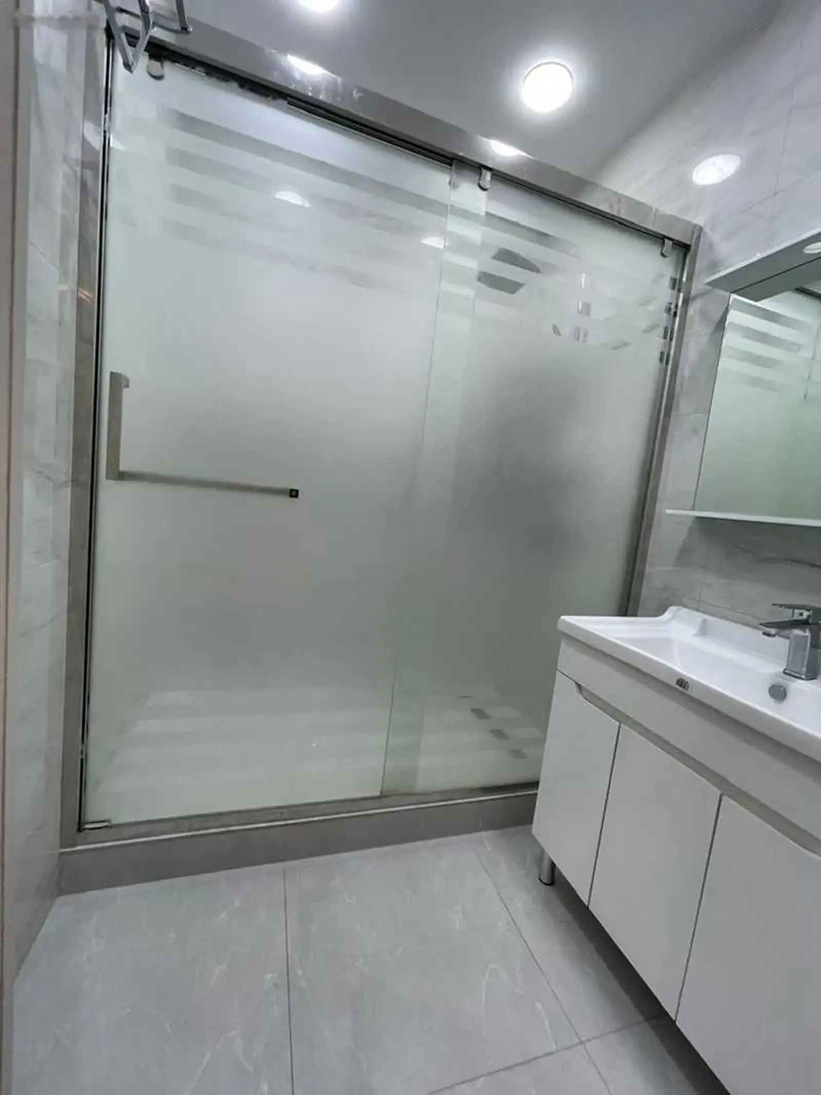 2-комн. квартира, 12 этаж, 95м², Шоҳмансур, Хилтон