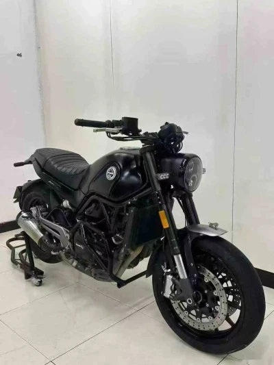 Мотоцикл Benelli