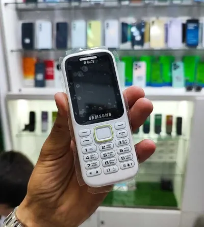 Nokia 1 Нет встроенной памяти