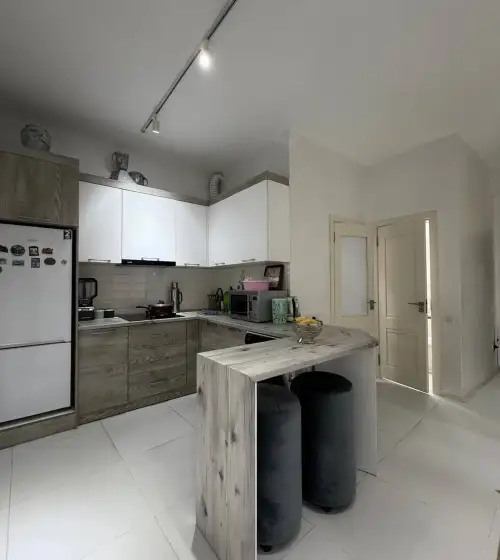 3-комн. квартира, 15 этаж, 93 м², Шохмансур
