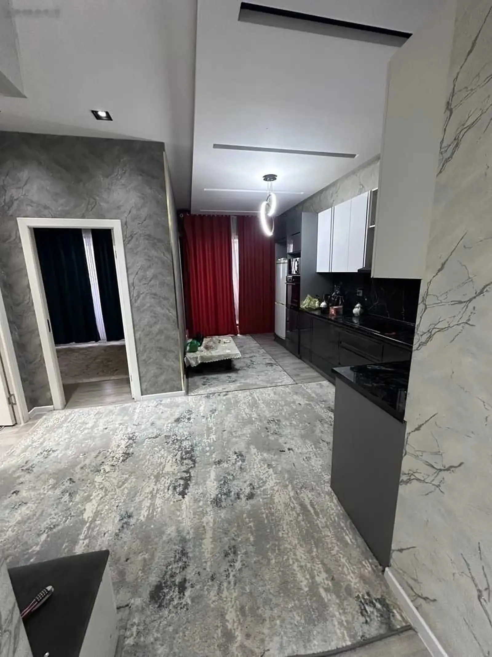 3-комн. квартира, 5 этаж, 125м², Цирк