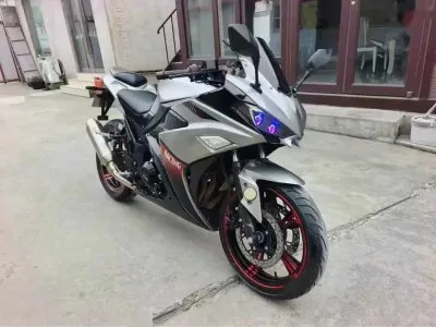 Мотоцикл Racing 400 cc v