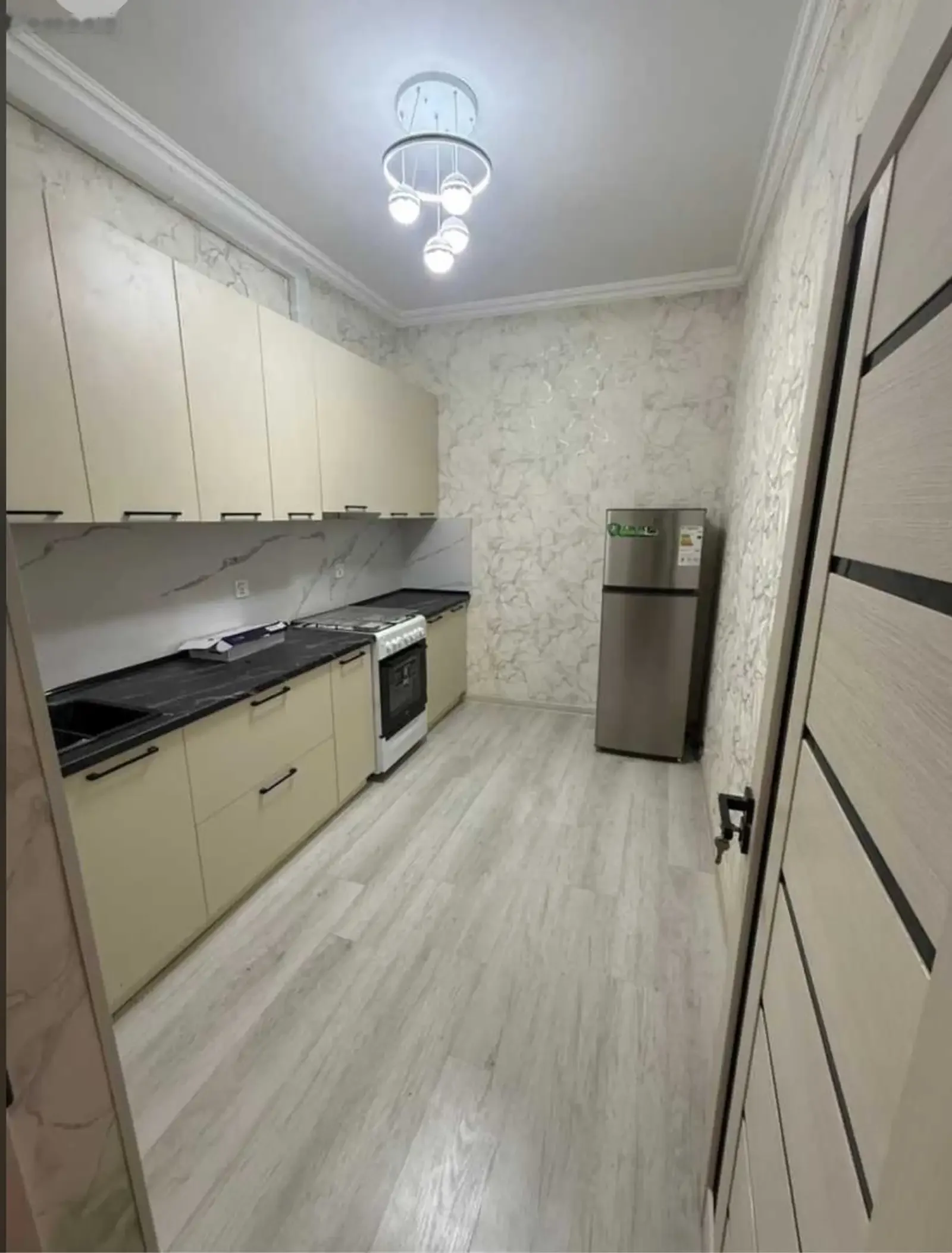 2-комн. квартира, 11 этаж, 70м², Шохмансур