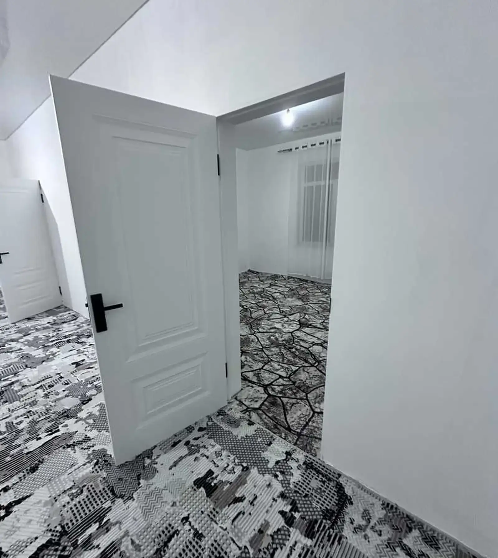 4-комн. квартира, 2 этаж, 100м², Сино