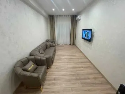 3-комн. квартира, 4 этаж, 110м², Исмоили Сомони