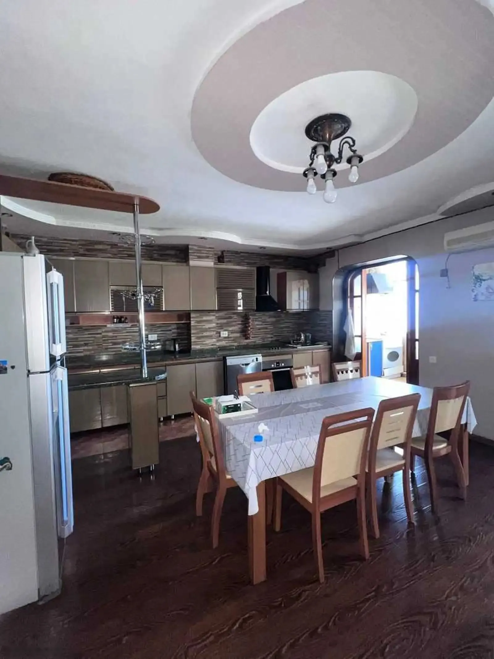 4-к квартира, 2 этаж, 150 м², Сино