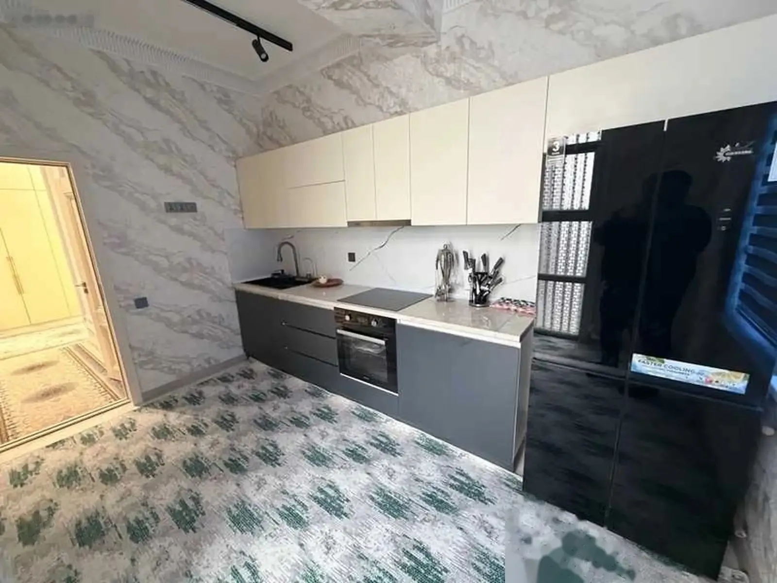3-комн. квартира, 10 этаж, 100м², гимназияи